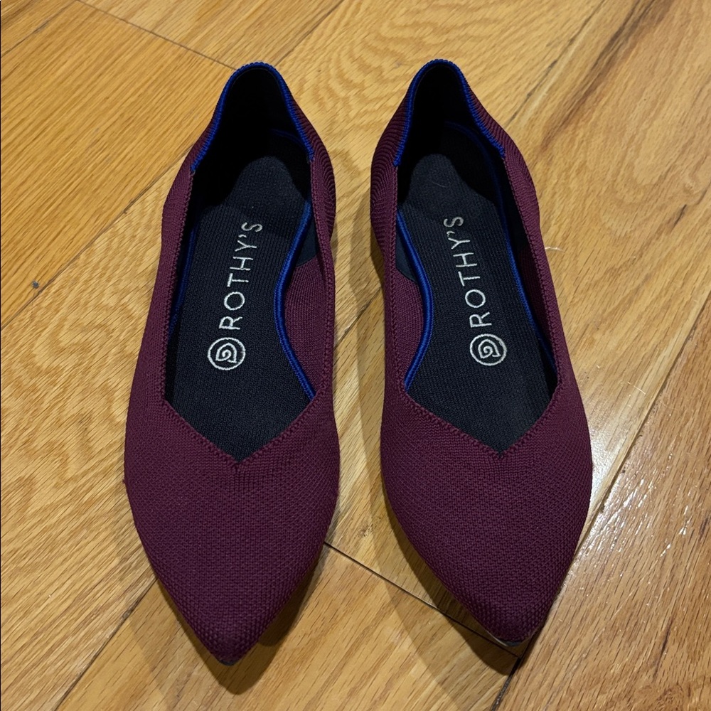 Rothy’s The Point flats in Cabernet Sz 7.5 - Picture 3 of 12